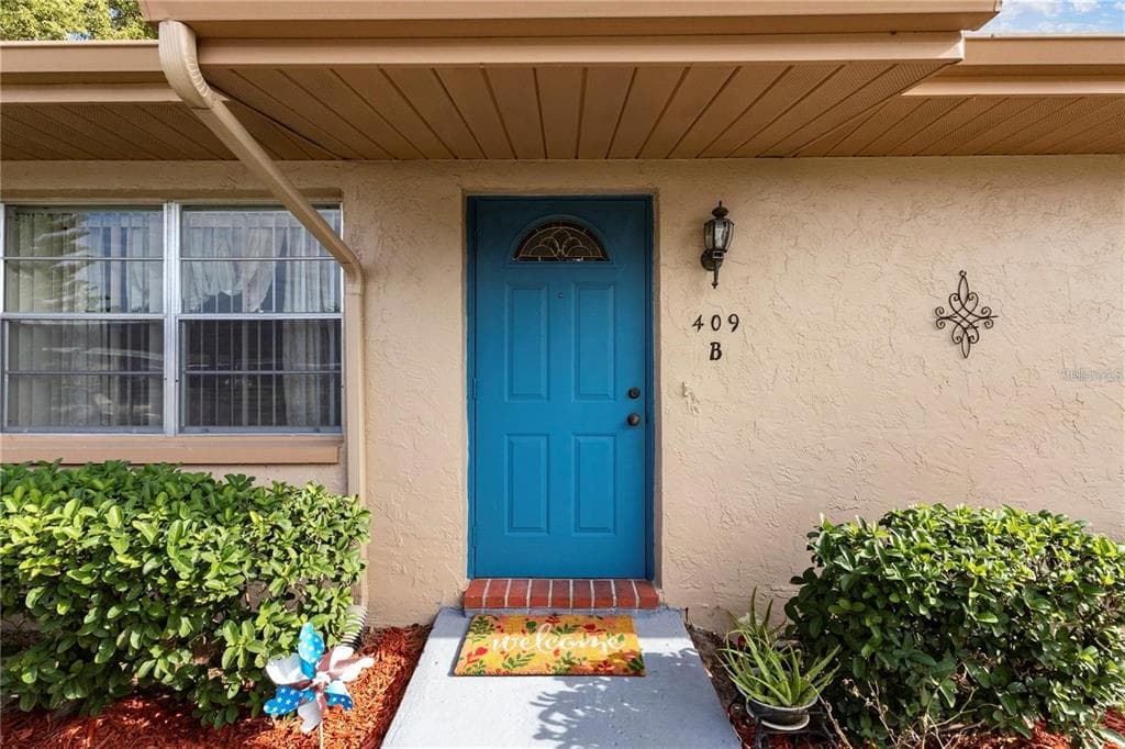 409 FELTHAM TRAIL UNIT B SUN CITY CENTER, FL 33573