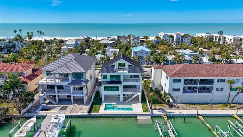 3105 PASS A GRILLE WAY ST PETE BEACH, FL 33706