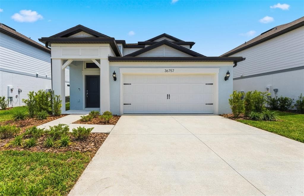 36757 KISTNA DRIVE ZEPHYRHILLS, FL 33540