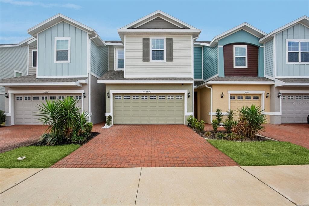 34196 ROGALLO LANE WESLEY CHAPEL, FL 33545