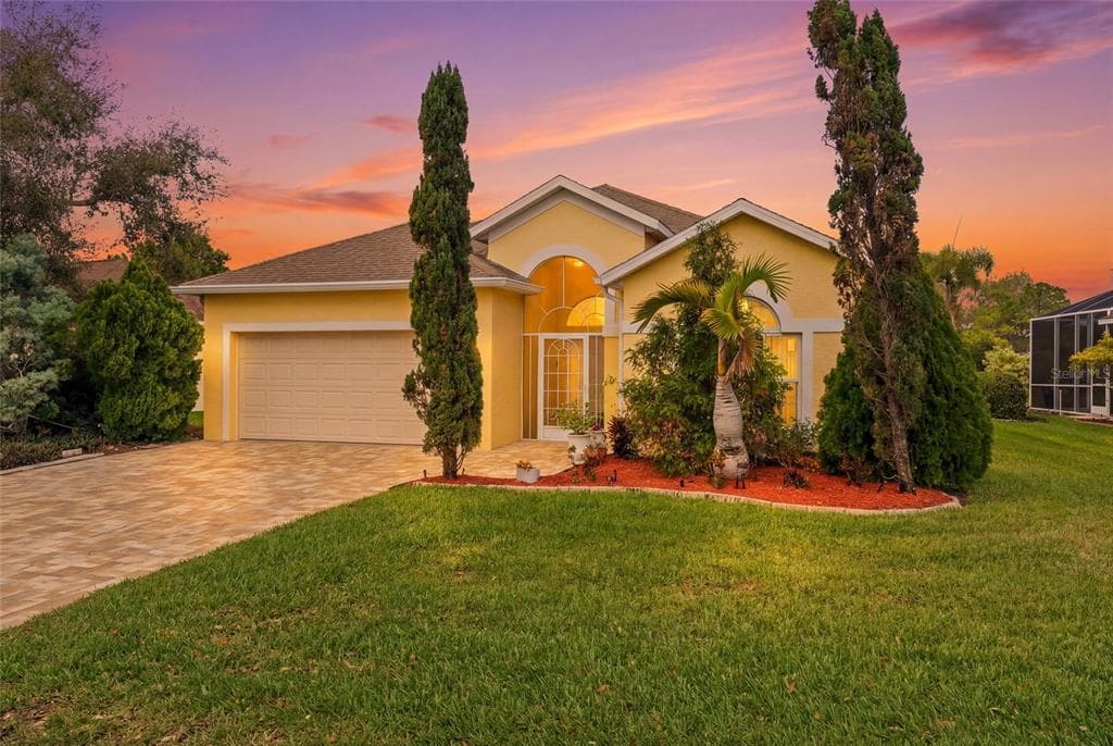 4805 50TH AVENUE W BRADENTON, FL 34210