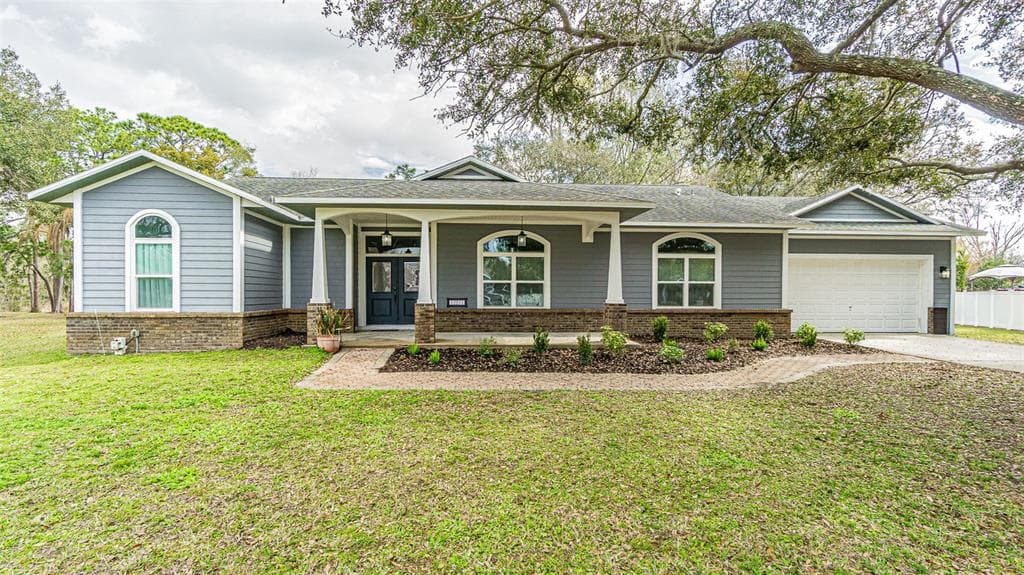 12211 COUNT PLACE THONOTOSASSA, FL 33592