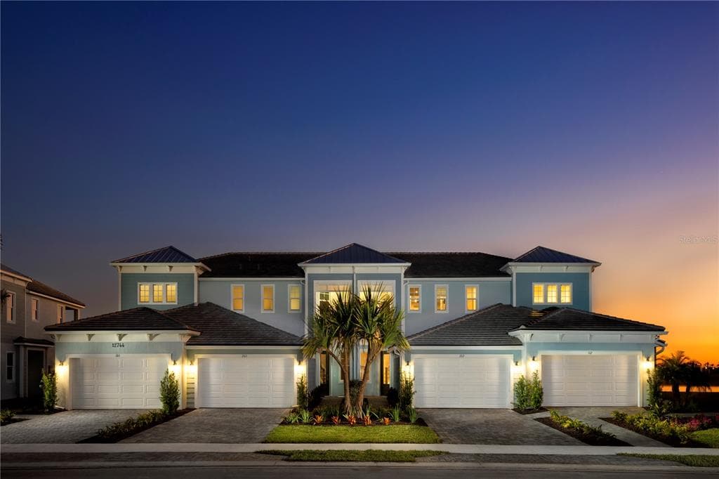 12807 JADE EMPRESS LOOP UNIT 201 VENICE, FL 34293