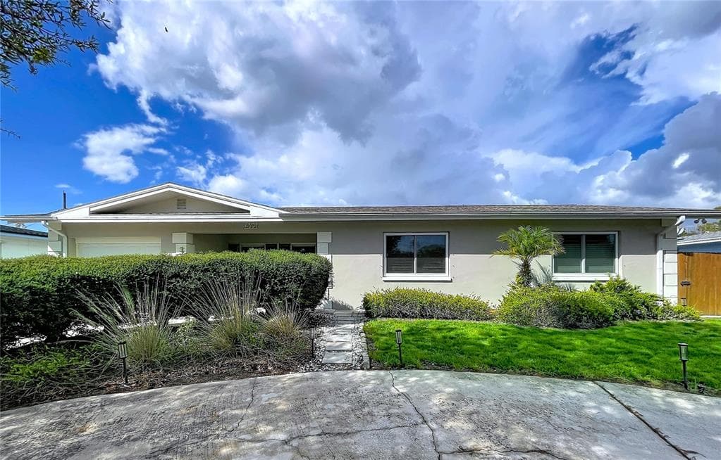 4391 34TH AVENUE N ST PETERSBURG, FL 33713