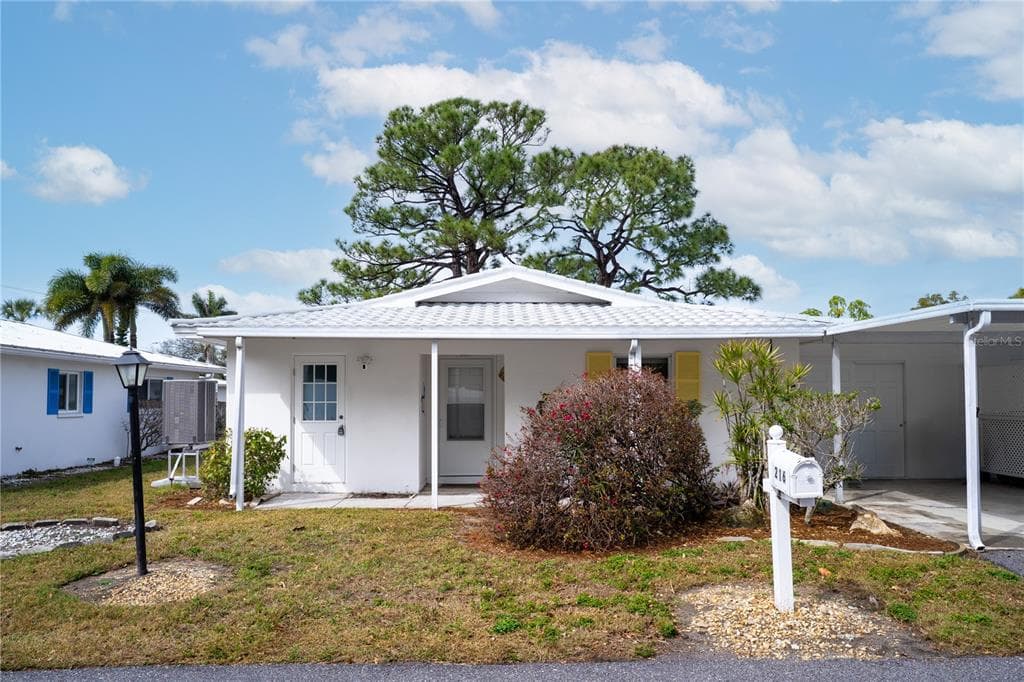 216 FAIR WINDS DRIVE UNIT 216 NOKOMIS, FL 34275
