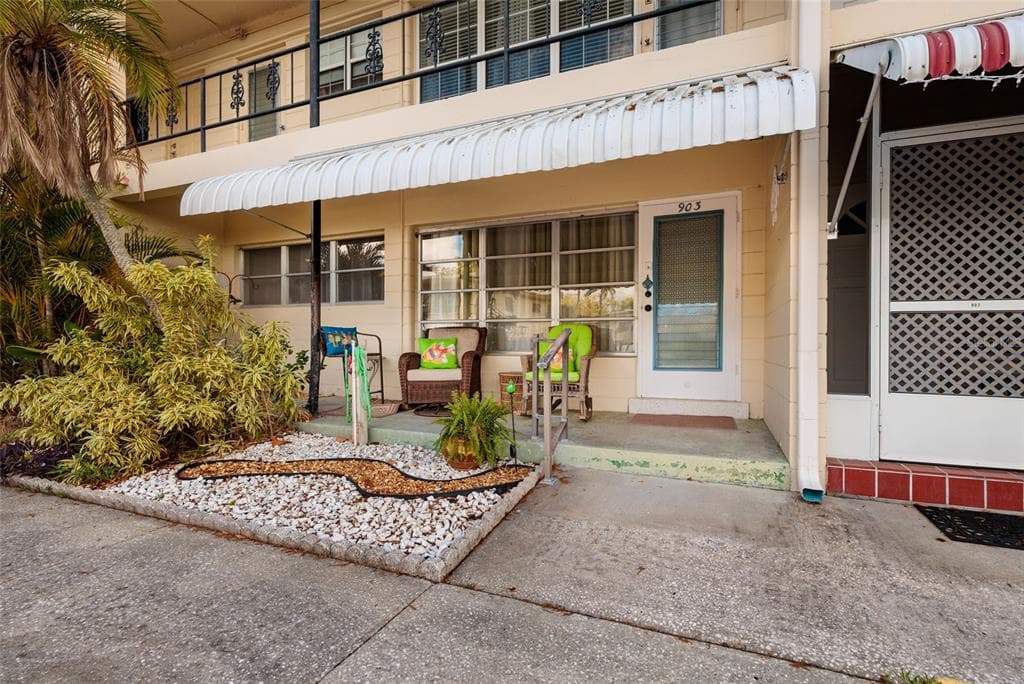 4143 56TH STREET N UNIT 903 KENNETH CITY, FL 33709