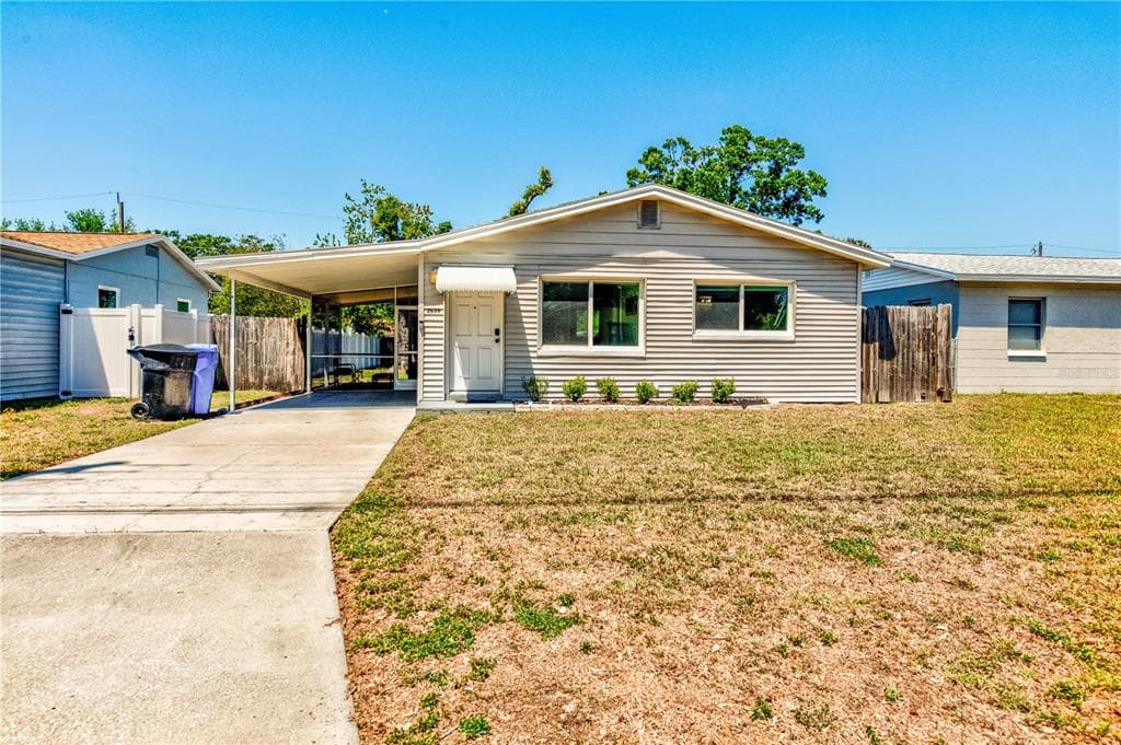 2639 28TH AVENUE N ST PETERSBURG, FL 33713
