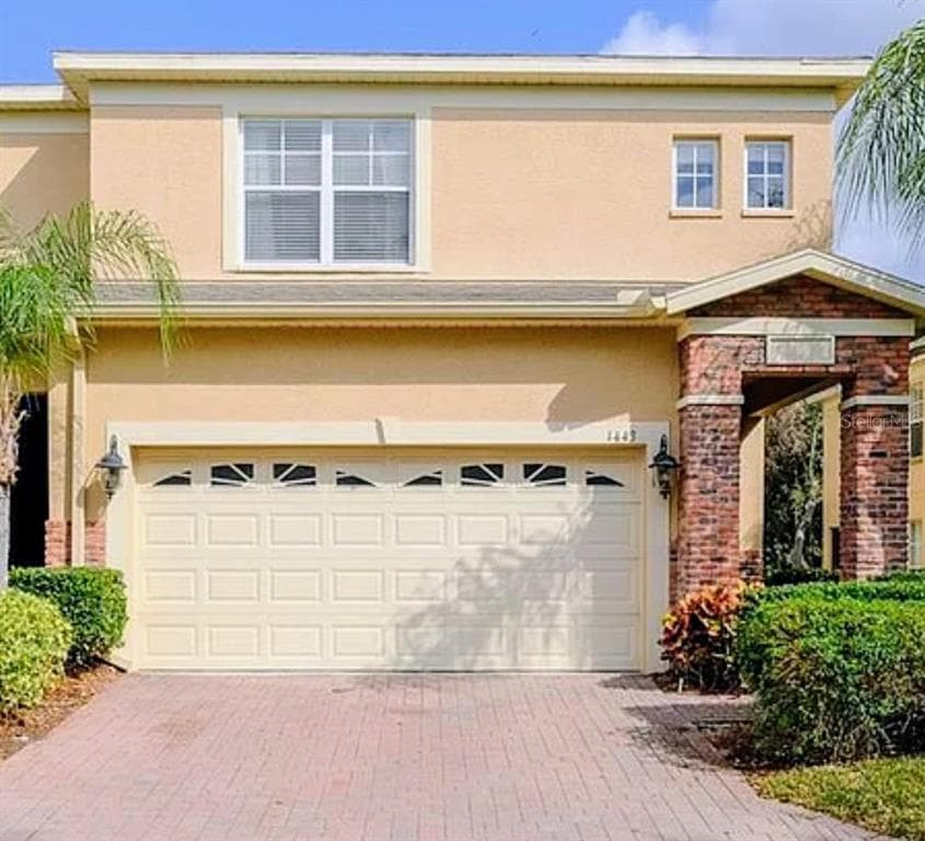 1443 HILLVIEW LANE TARPON SPRINGS, FL 34689