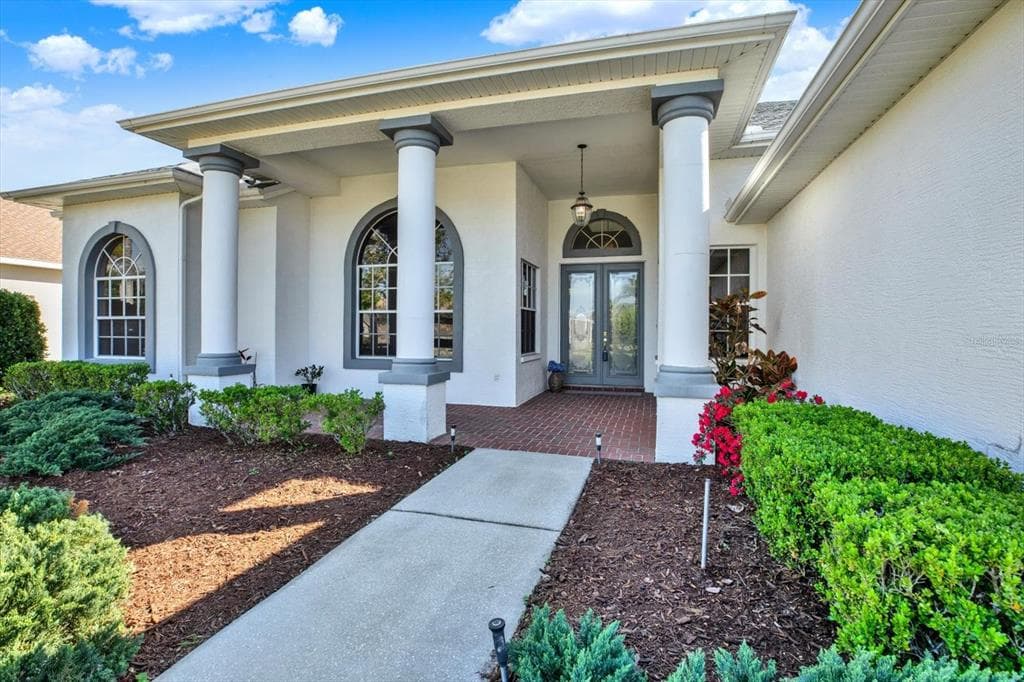 8606 CORAL CREEK LOOP HUDSON, FL 34667
