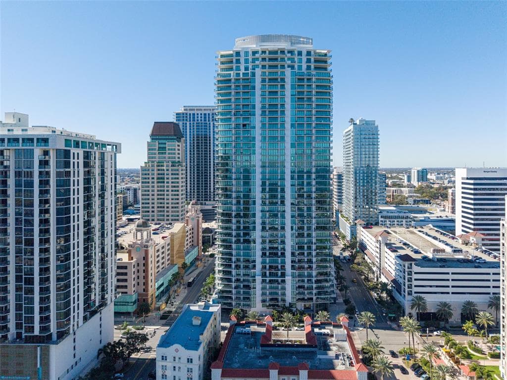 100 1ST AVENUE N UNIT 3407 ST PETERSBURG, FL 33701