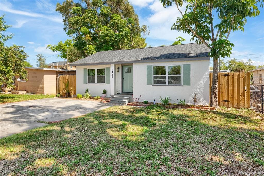 1826 30TH STREET S ST PETERSBURG, FL 33712