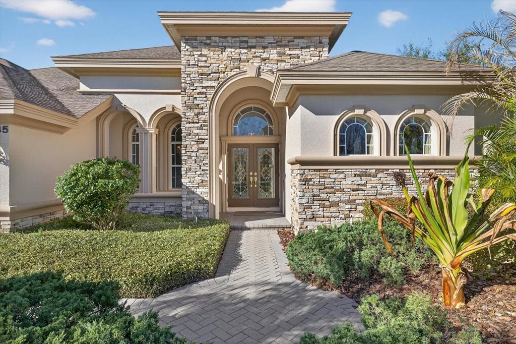 3185 BURBERRY STREET TARPON SPRINGS, FL 34688
