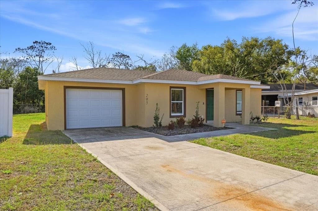 205 WESTWOOD AVENUE WINTER HAVEN, FL 33880