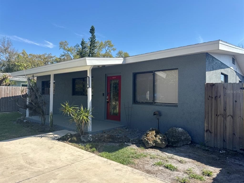 5520 20TH AVENUE S GULFPORT, FL 33707