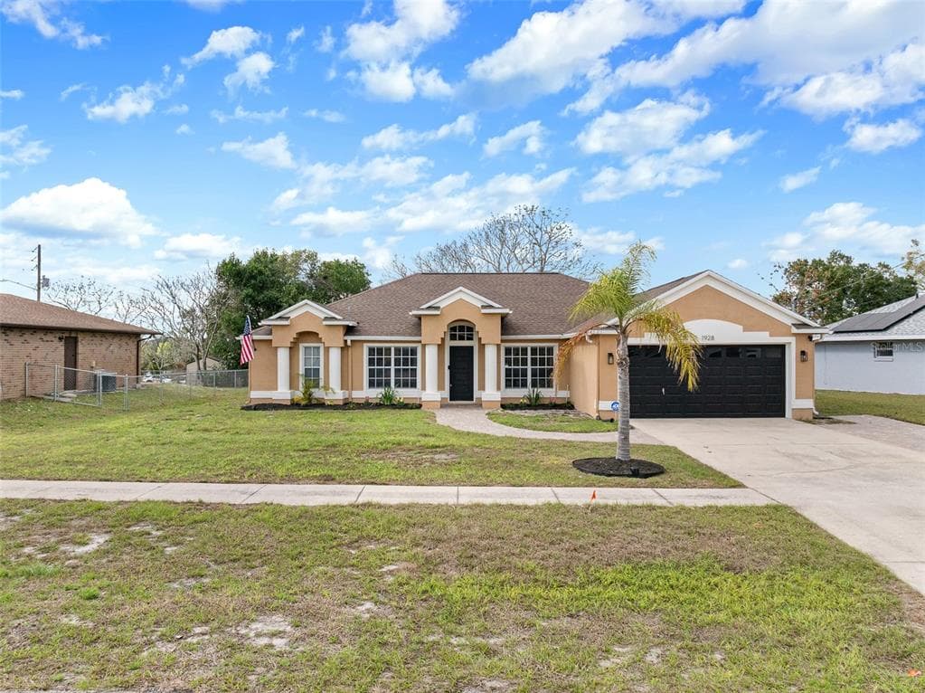 1928 EDEN DRIVE DELTONA, FL 32725