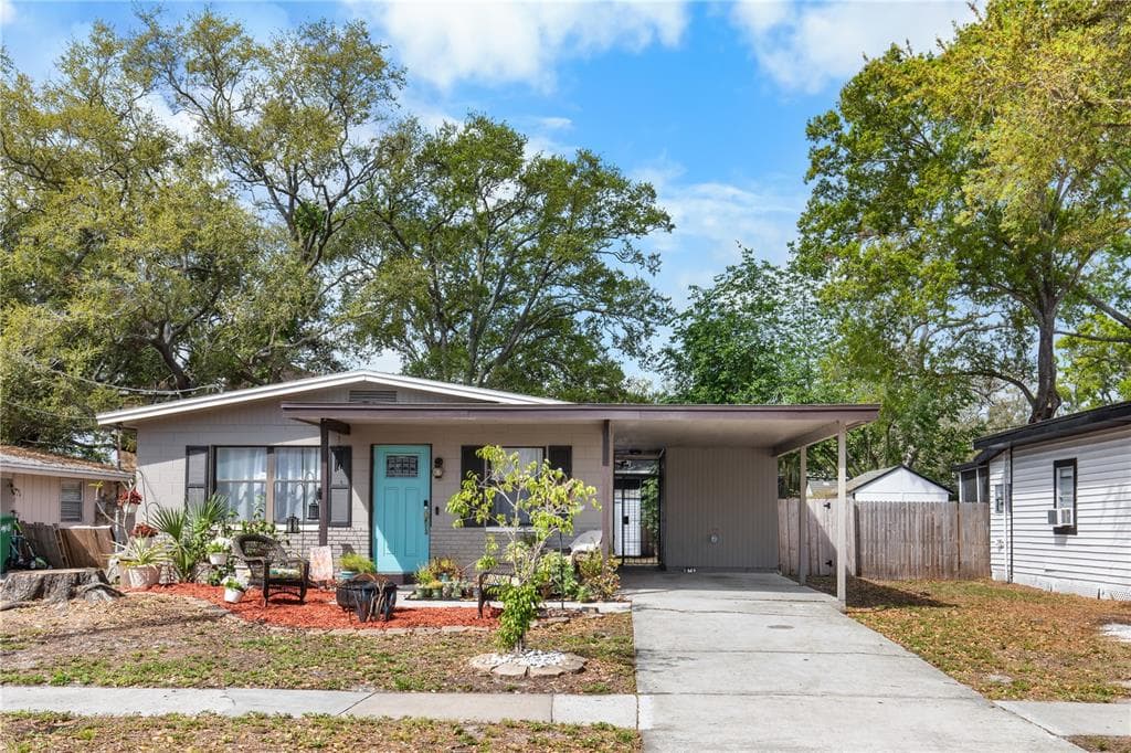 7009 S FITZGERALD STREET TAMPA, FL 33616