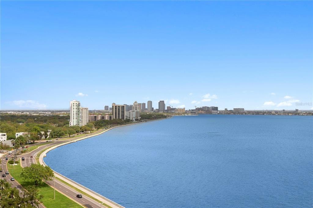 3301 BAYSHORE BOULEVARD UNIT 1904D TAMPA, FL 33629