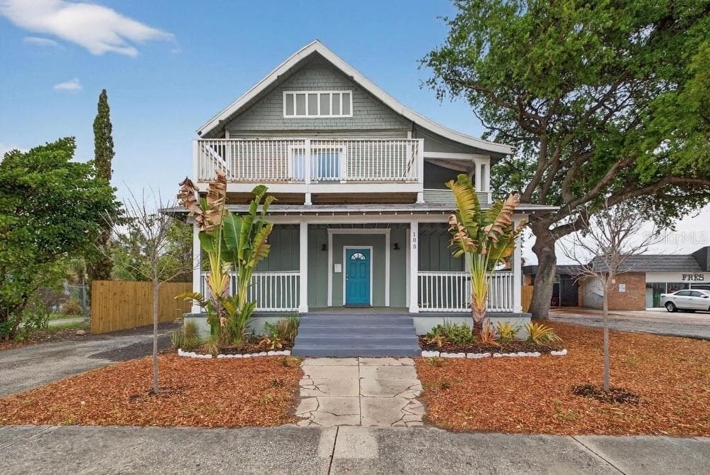 105 W COLUMBUS DRIVE TAMPA, FL 33602