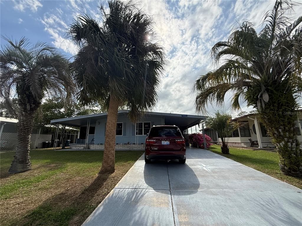 7441 FAIRLANE AVENUE BROOKSVILLE, FL 34613