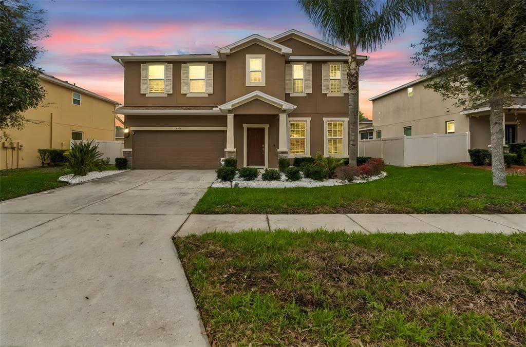 6105 MERRIFIELD DRIVE ZEPHYRHILLS, FL 33541