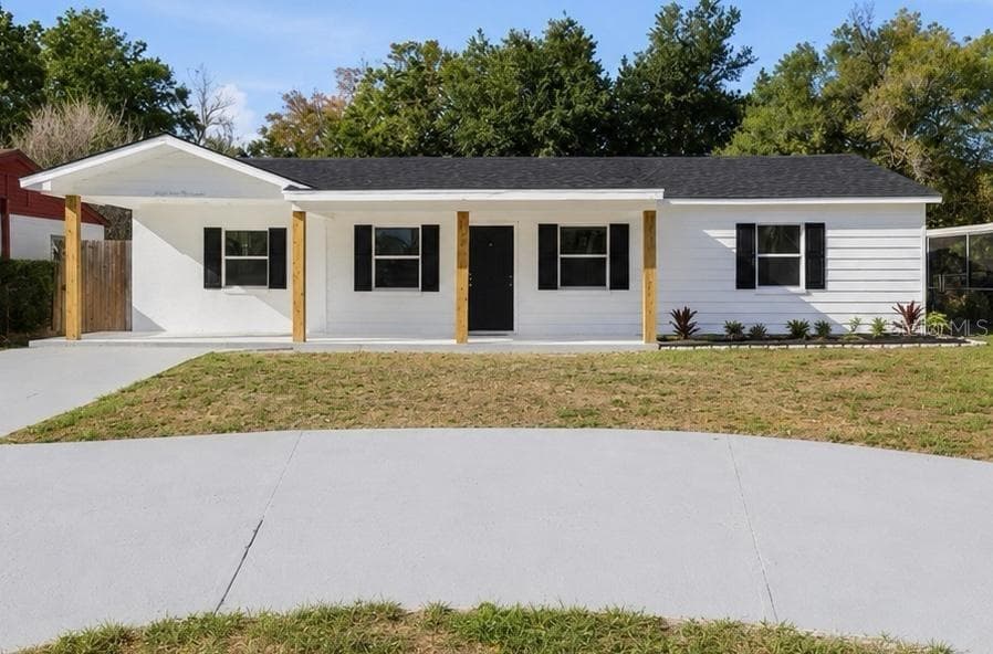 3917 W PINE STREET TAMPA, FL 33607