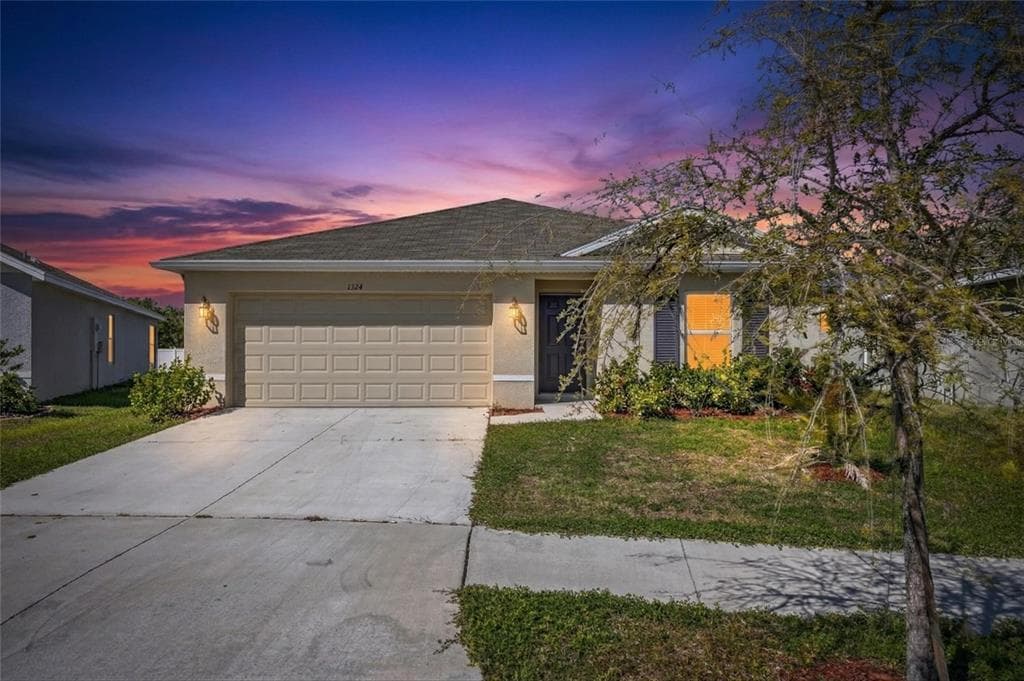 1324 OCEAN SPRAY DRIVE RUSKIN, FL 33570