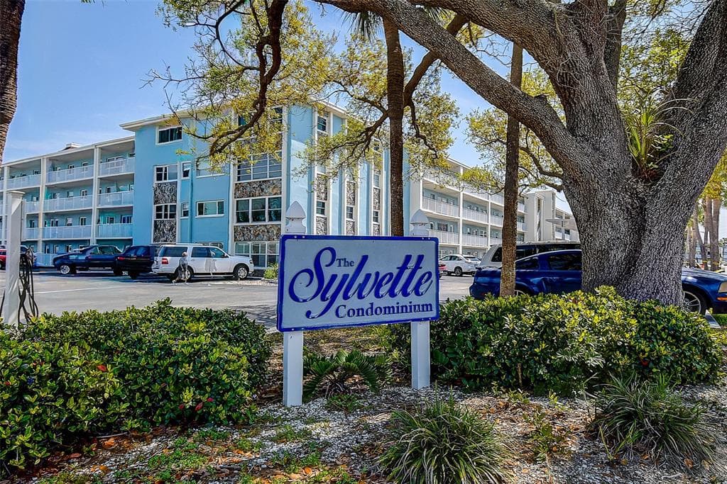 6363 GULF WINDS DRIVE UNIT 327 ST PETE BEACH, FL 33706