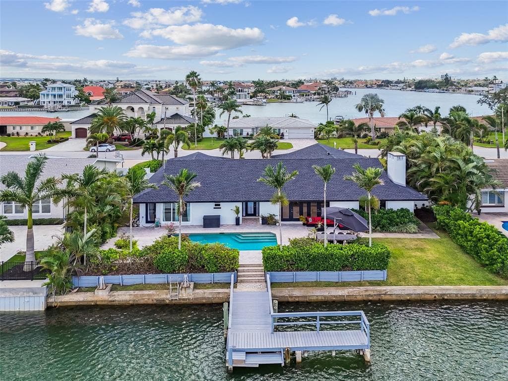 221 HOWARD DRIVE BELLEAIR BEACH, FL 33786