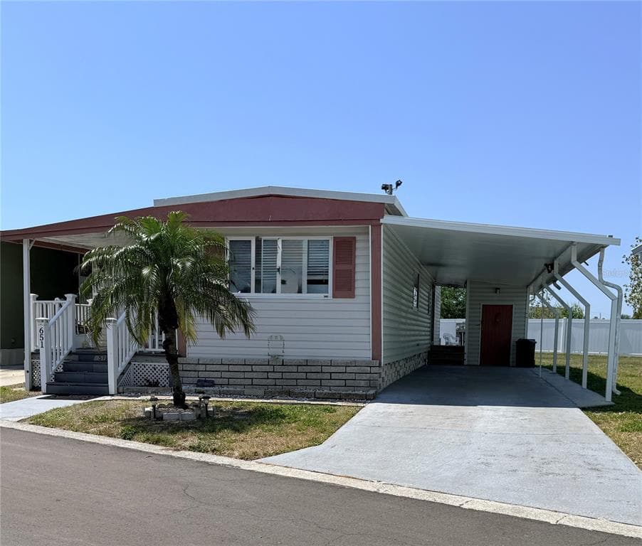 651 54TH LANE S UNIT 14 GULFPORT, FL 33707