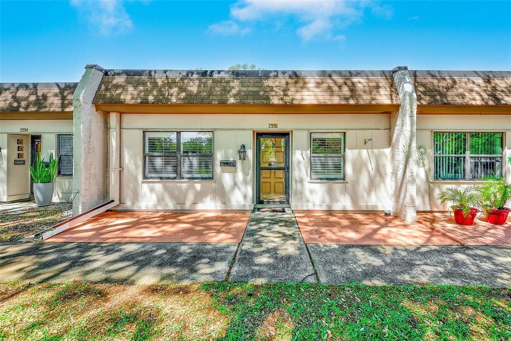 2996 MISSION DRIVE E UNIT 60E CLEARWATER, FL 33759