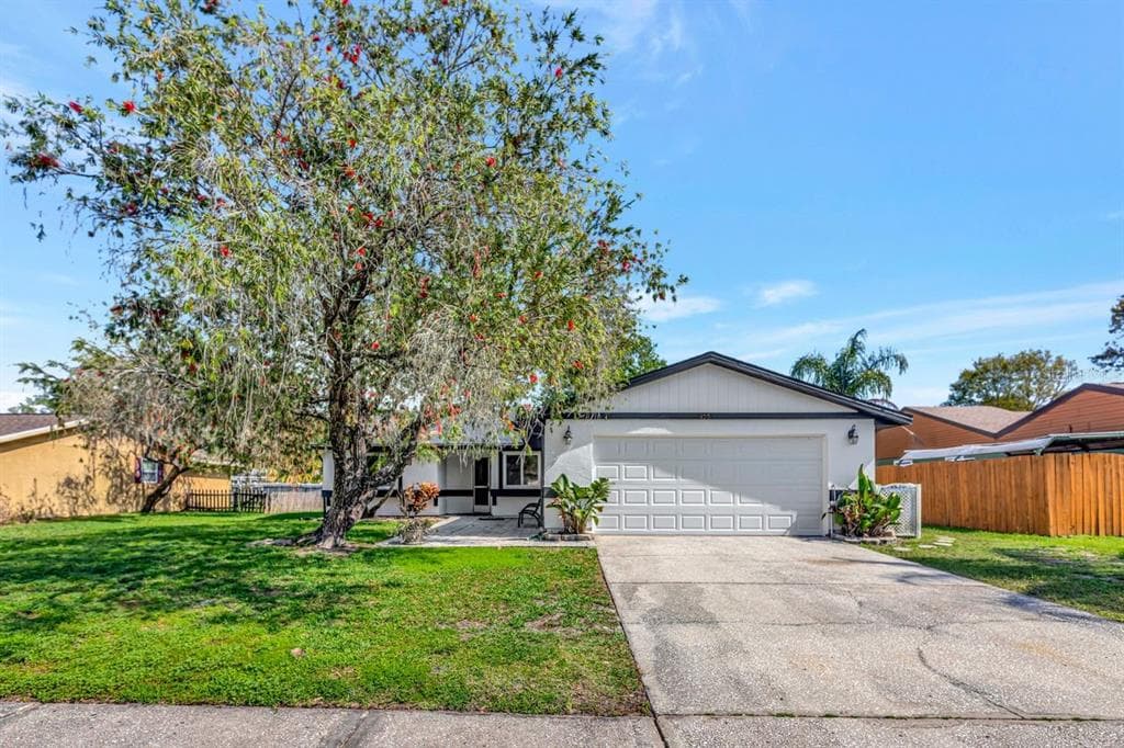 435 LAKEVIEW DRIVE OLDSMAR, FL 34677