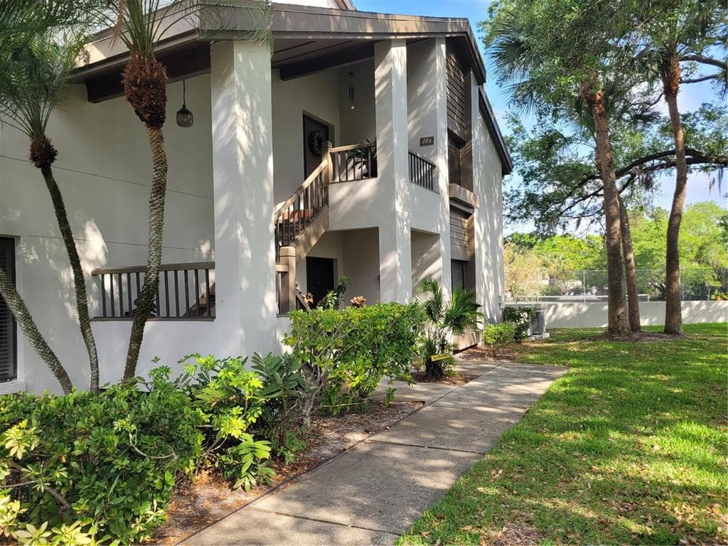 3001 LANDMARK BOULEVARD E UNIT 106 PALM HARBOR, FL 34684
