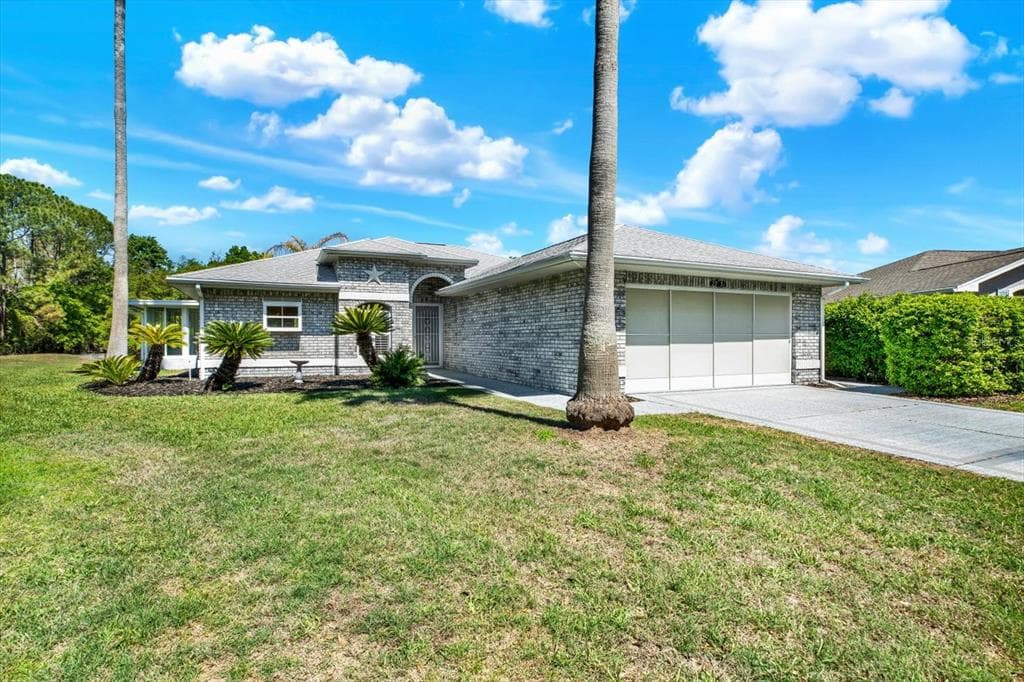 29451 SCHINNECOCK HILLS LANE SAN ANTONIO, FL 33576