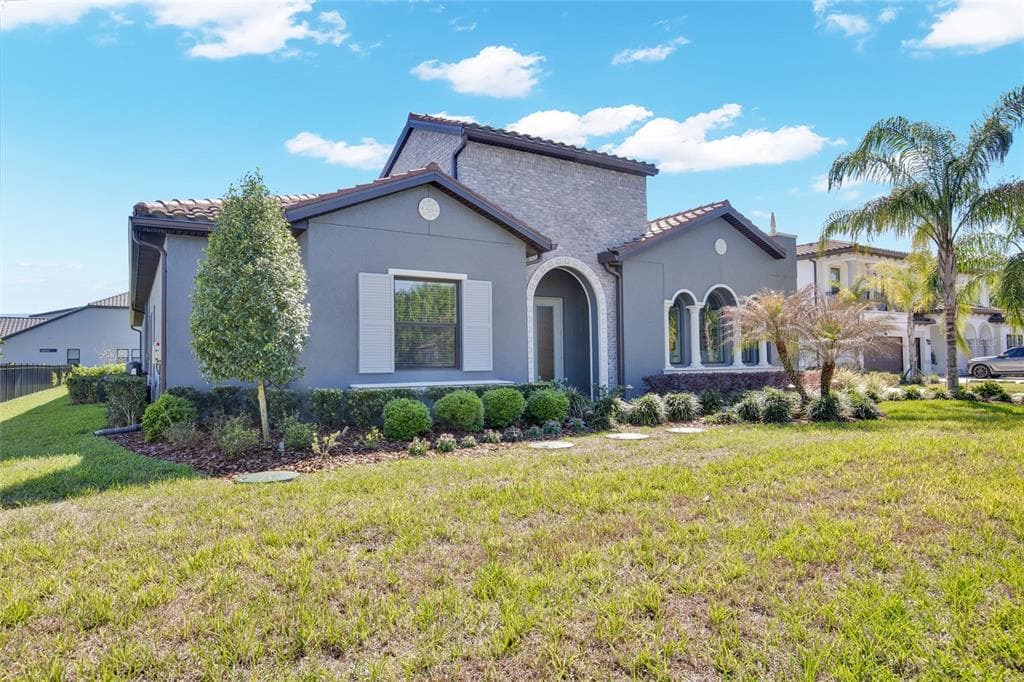 17904 LINDEN COMMON COURT LUTZ, FL 33559