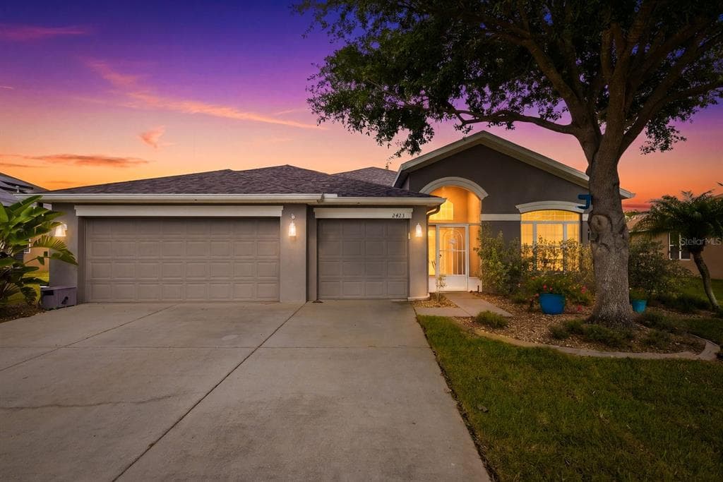 2423 TRIGGERFISH COURT HOLIDAY, FL 34691