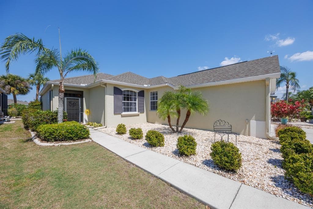 1045 EMERALD DUNES DRIVE SUN CITY CENTER, FL 33573