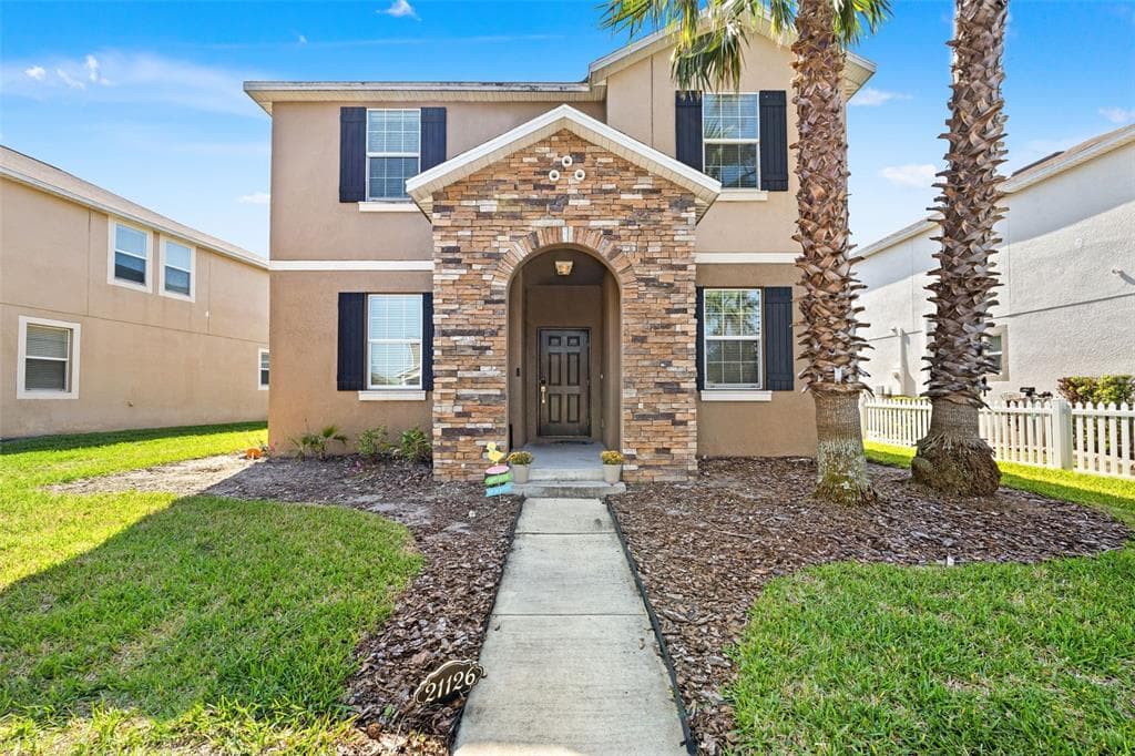 21126 PASSIVE PORCH DRIVE