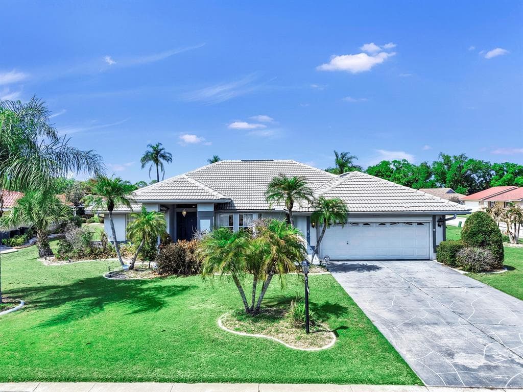 2003 NEW BEDFORD DRIVE SUN CITY CENTER, FL 33573