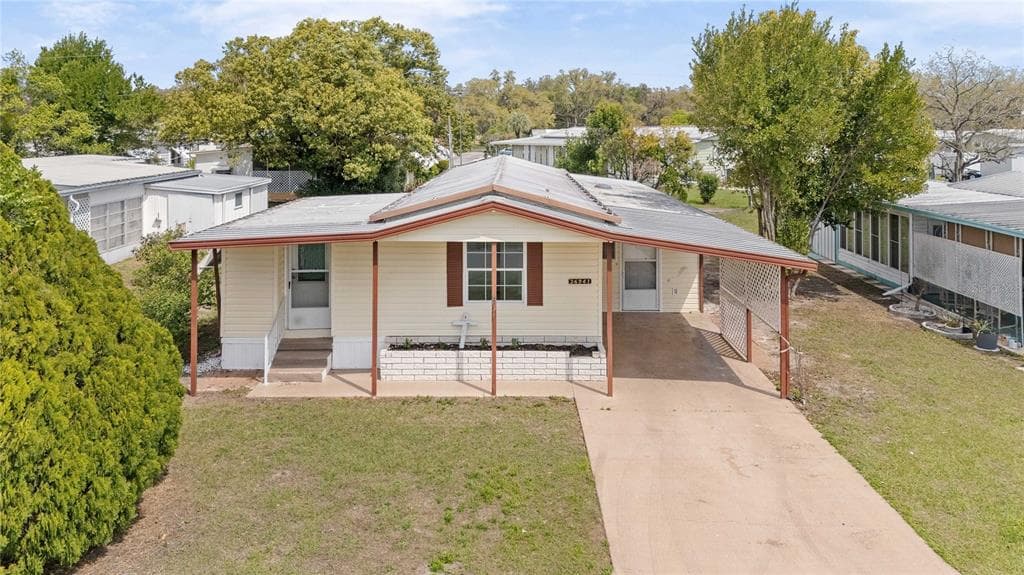 36941 BETH AVE ZEPHYRHILLS, FL 33542