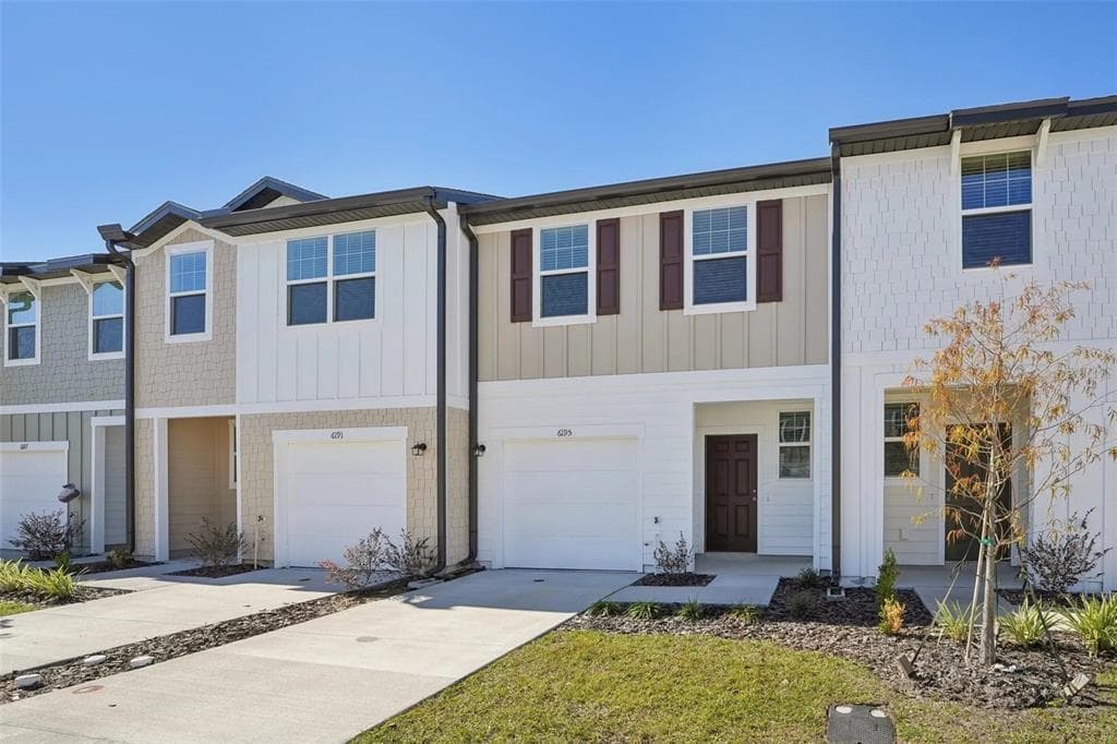 14926 LUCCA WAY DADE CITY, FL 33523