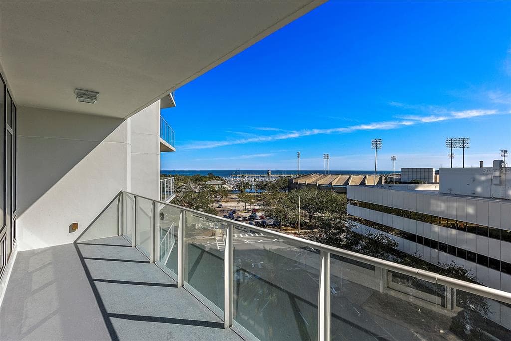 175 1ST STREET S UNIT 704 ST PETERSBURG, FL 33701