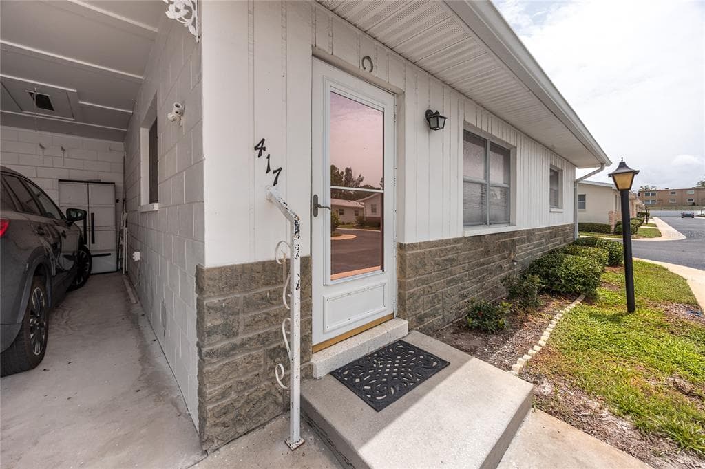 12400 PARK BOULEVARD UNIT 417 SEMINOLE, FL 33772
