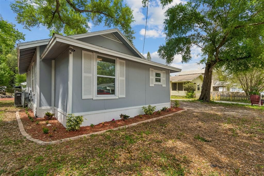 8008 N 12TH STREET TAMPA, FL 33604