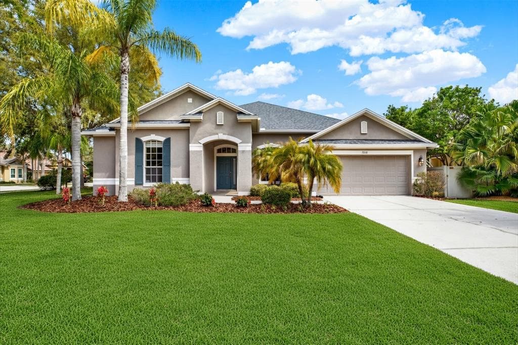 7018 CARDINALWOOD LANE LAND O LAKES, FL 34637