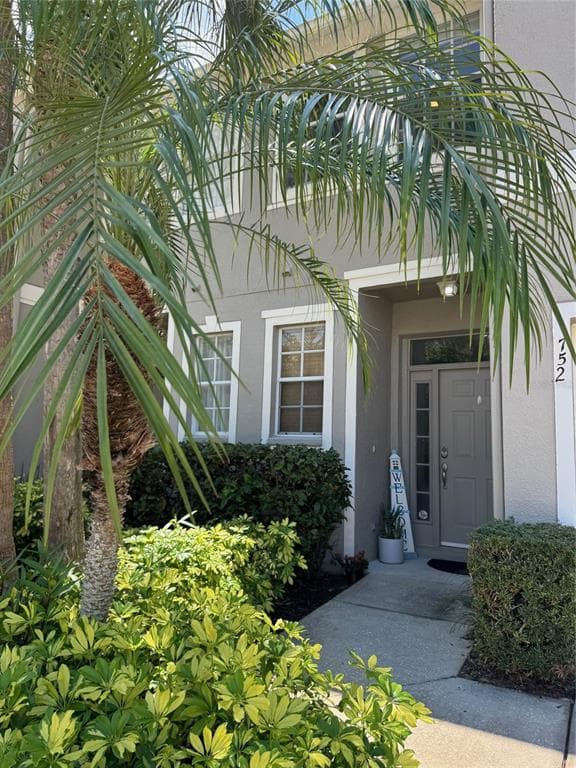 752 VALLANCE WAY NE ST PETERSBURG, FL 33716