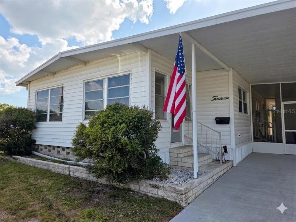 9900 ULMERTON ROAD UNIT 13 LARGO, FL 33771