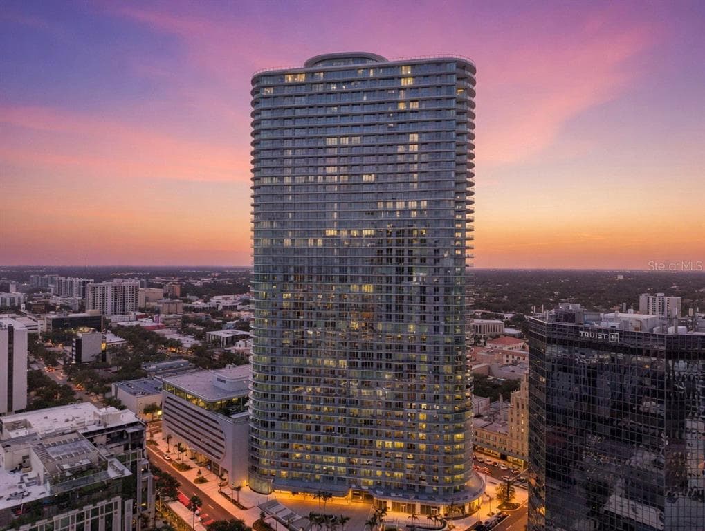 400 CENTRAL AVENUE UNIT 3401