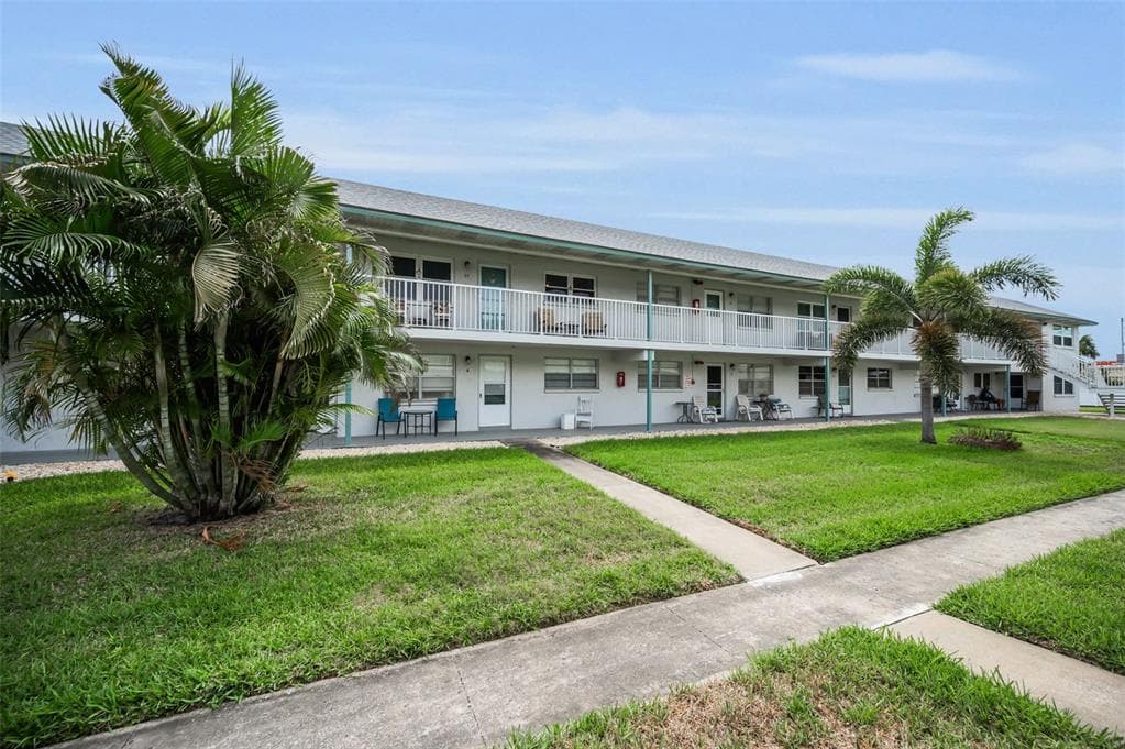 5227 81ST LANE N UNIT 22