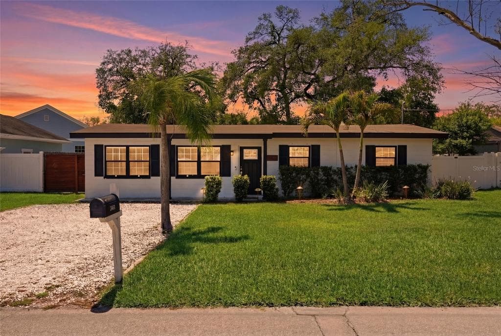 3412 W BAY AVENUE TAMPA, FL 33611