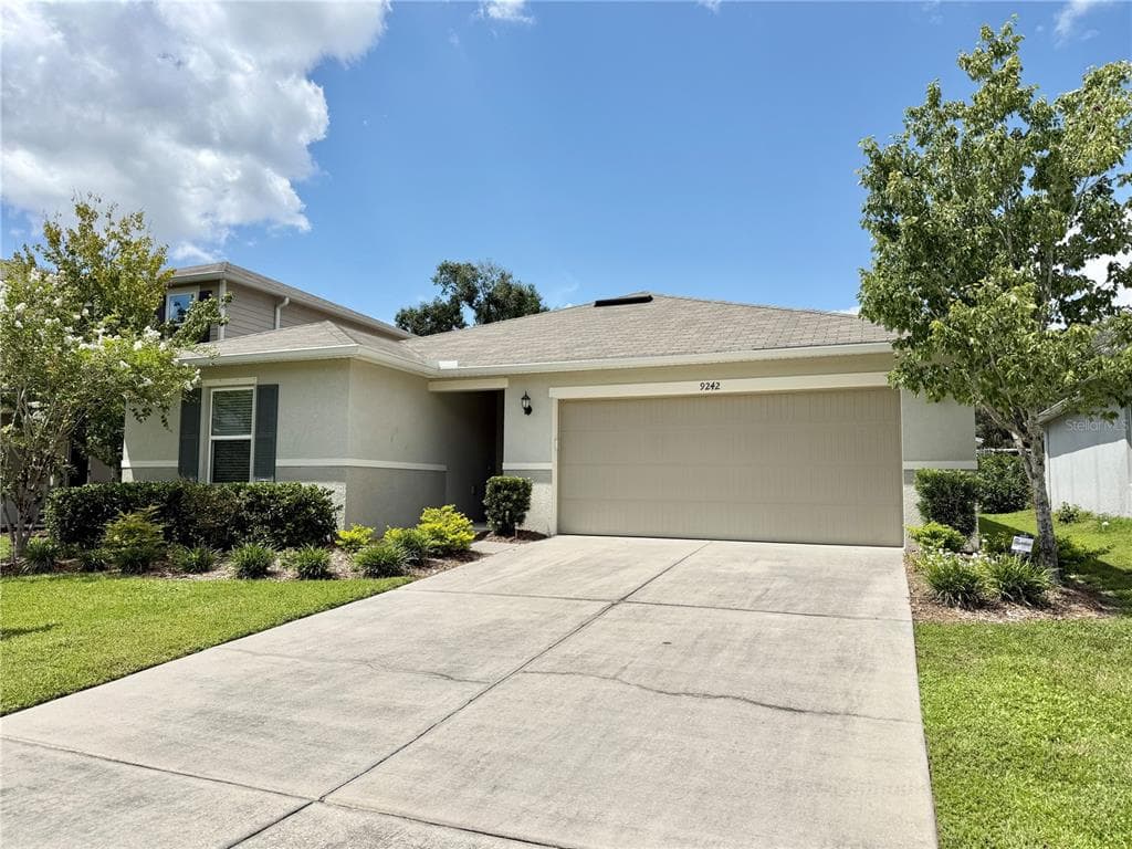 9242 FREEDOM HILL DR SEFFNER, FL 33584